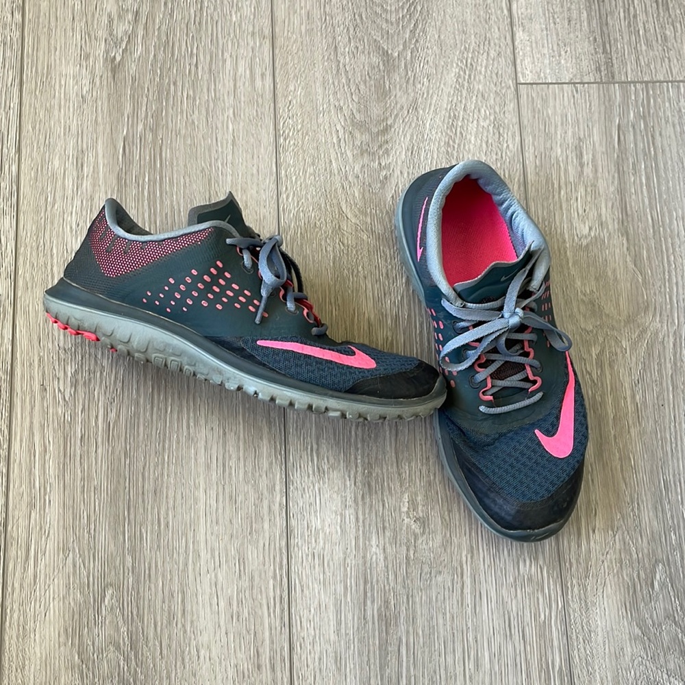 Nikes Running